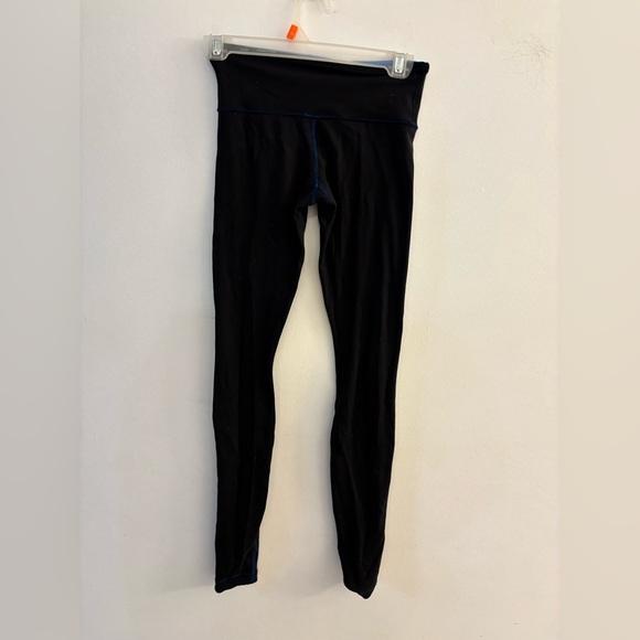 Lululemon Reversible Full Length Wunder Under Leggings Black/Blue, Luon, Size 2 - Picture 4 of 10